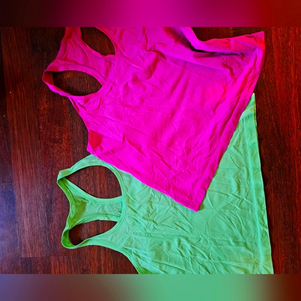 Lululemon Bright Tank Bundle
